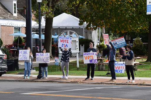 "Honk If You Vote" - JSA Promotes Election Awareness