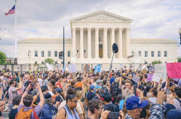 Supreme Court Weighing Trump's Effort to Restrict Birthright Citizenship